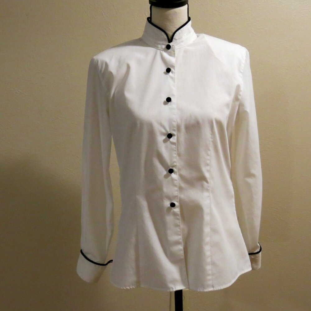 Pendleton size 6 white shirt with velvet trim